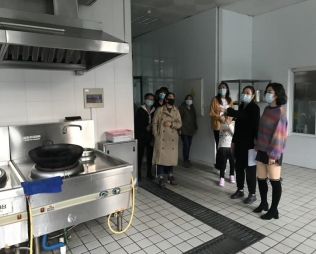 校园安全检查 (4)